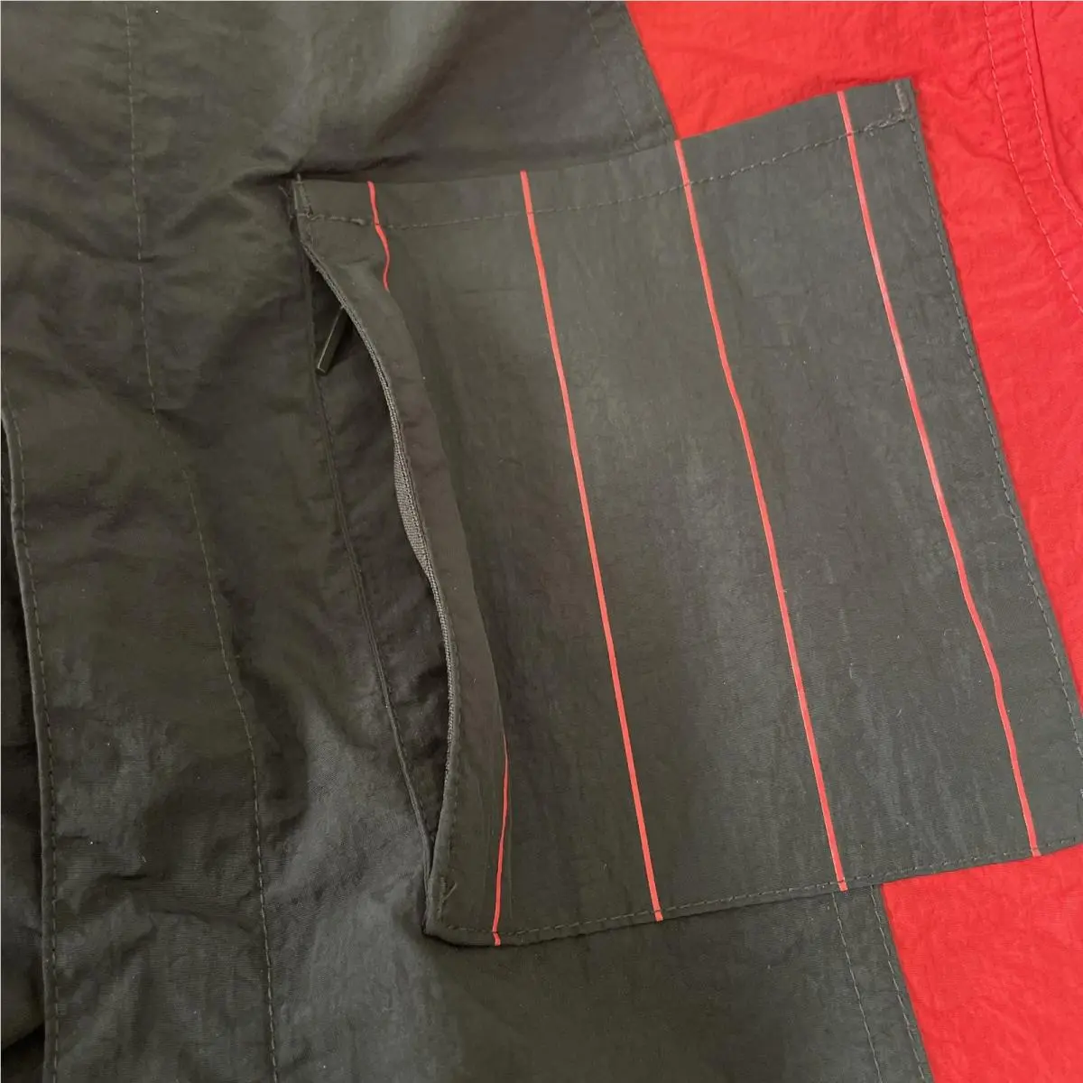 Nike clothing - Red (UPC: 0195243318033) 17