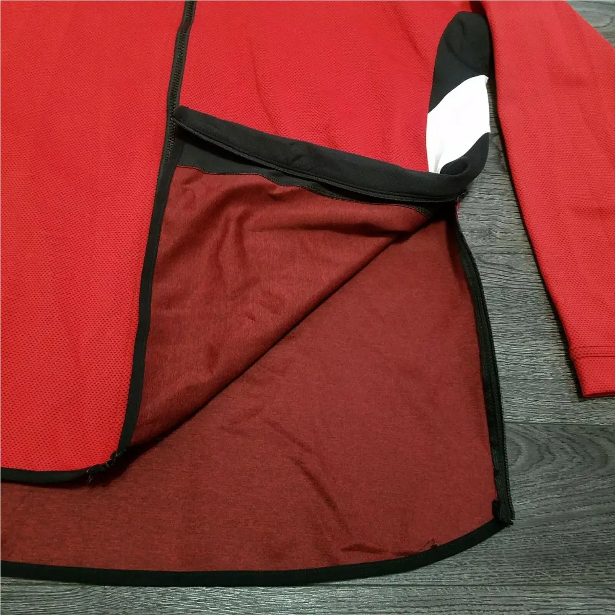 Nike clothing - Red 3