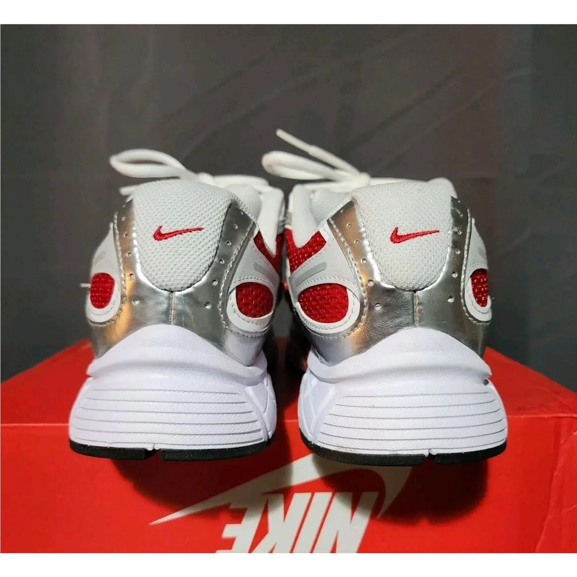 Nike shoes - Nike V5 RNR - RNR - HJ5228-601 - Red 2