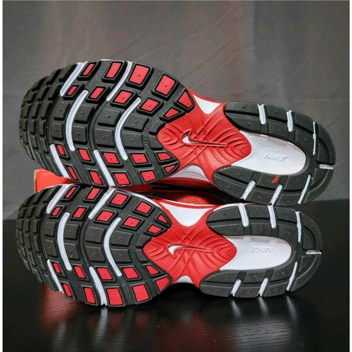 Nike shoes - Nike V5 RNR - RNR - HJ5228-601 - Red 3