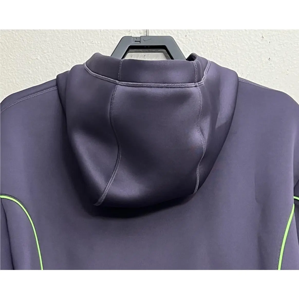 Nike clothing - IF1296-573 - IF1296-573 - Dark Raisin (UPC: 198727265137) 4