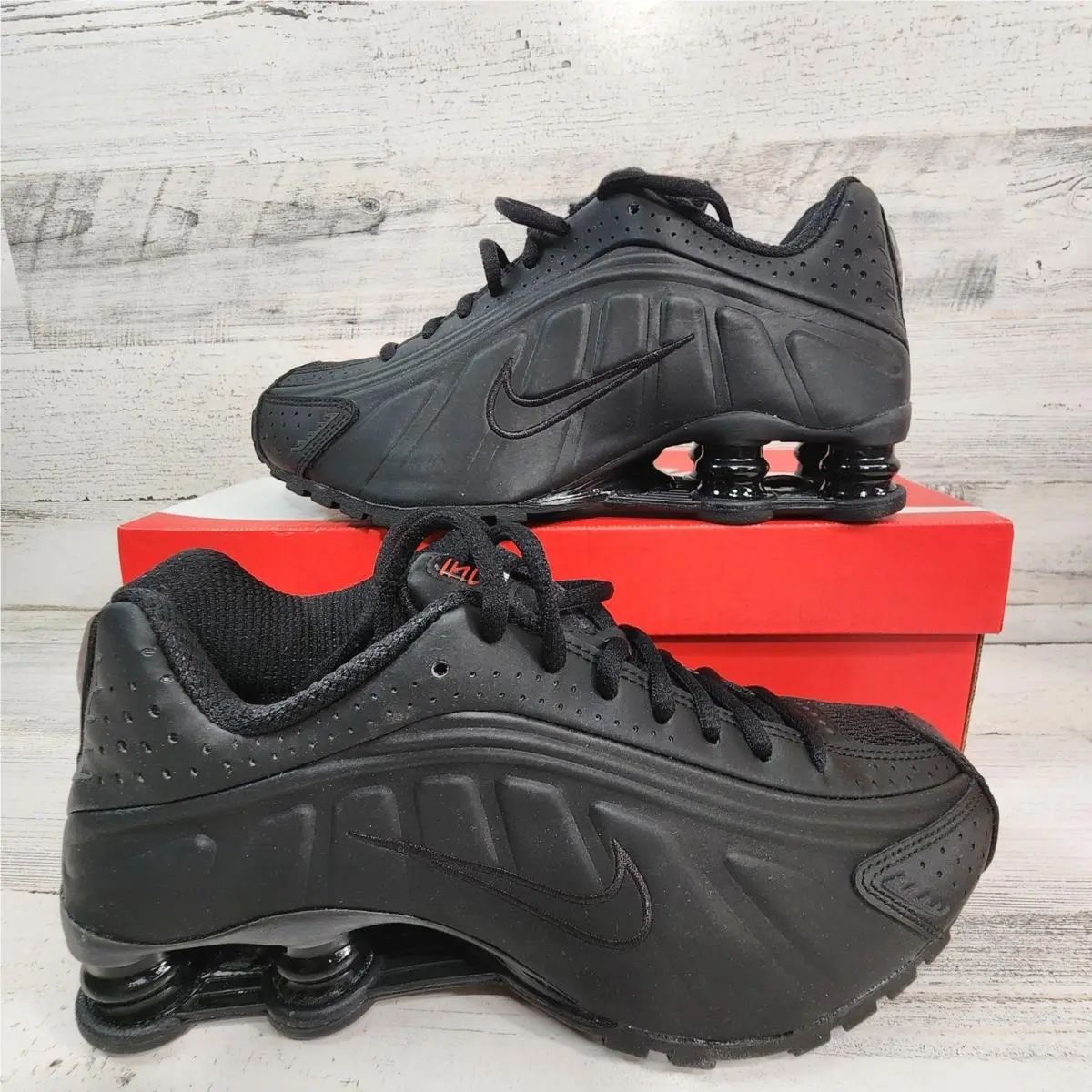 Nike shoes - Nike Shox R4 - Shox - Black 0