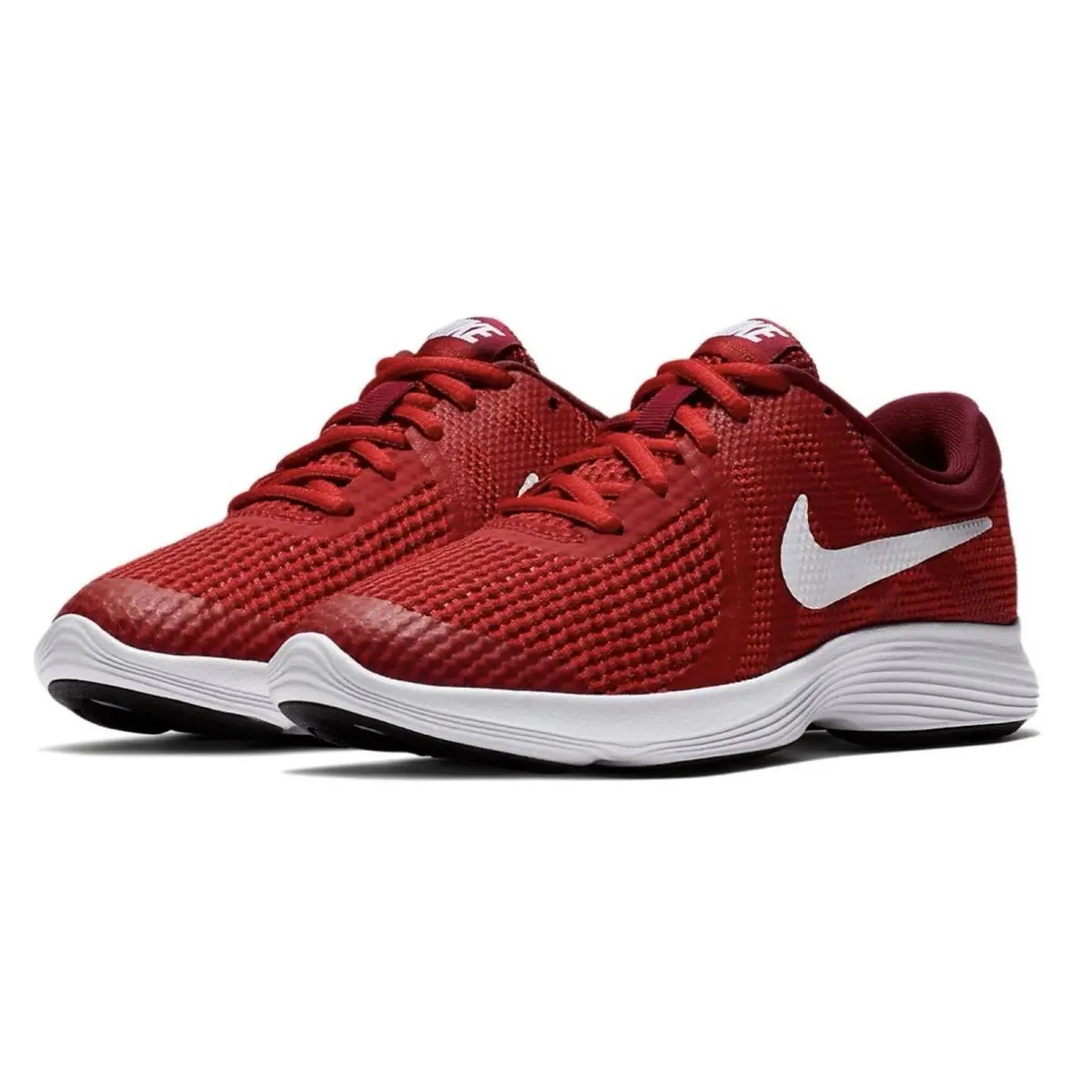267 Youth Nike Revolution 4 GS Gym Red/size 6 - Red