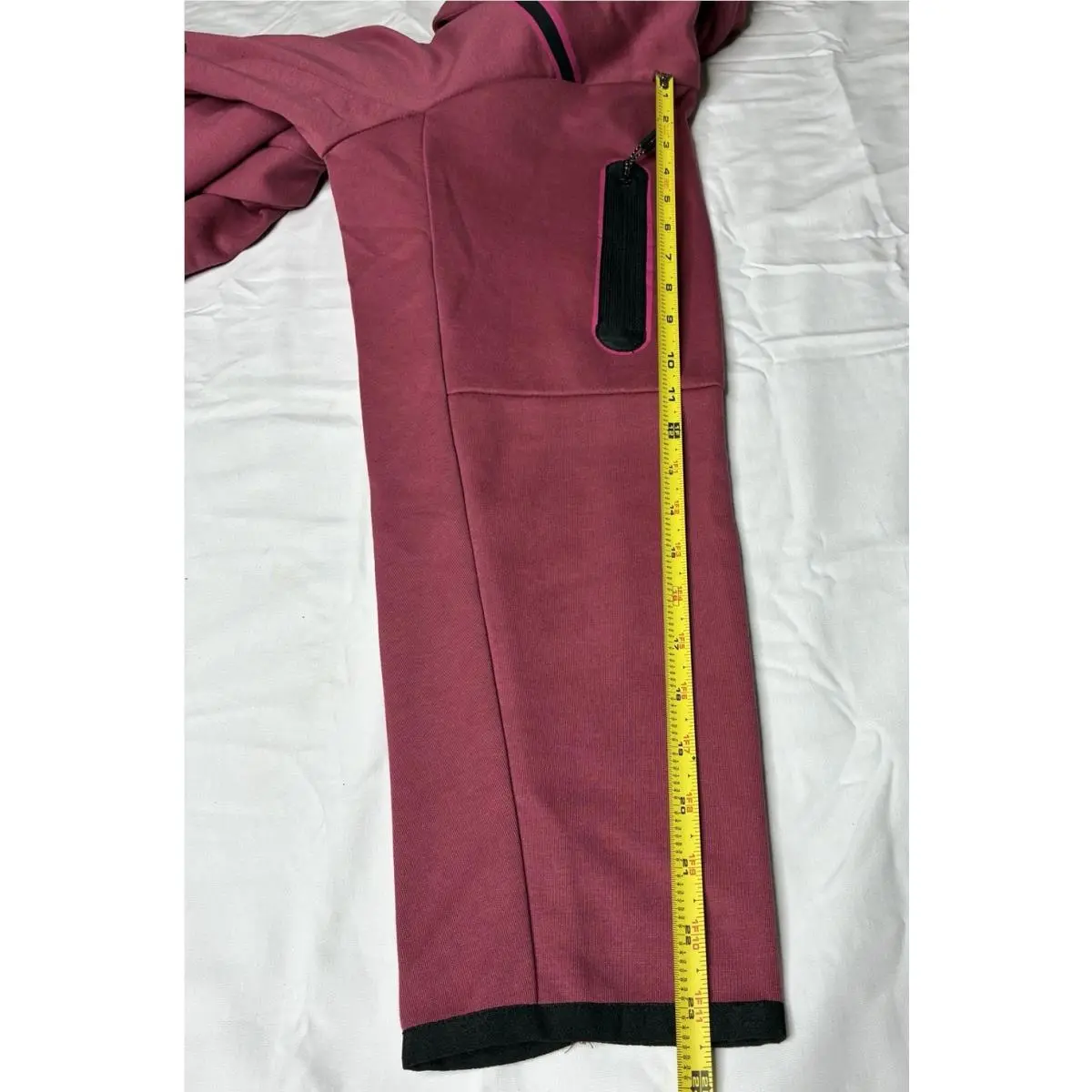 Nike clothing - Red 9