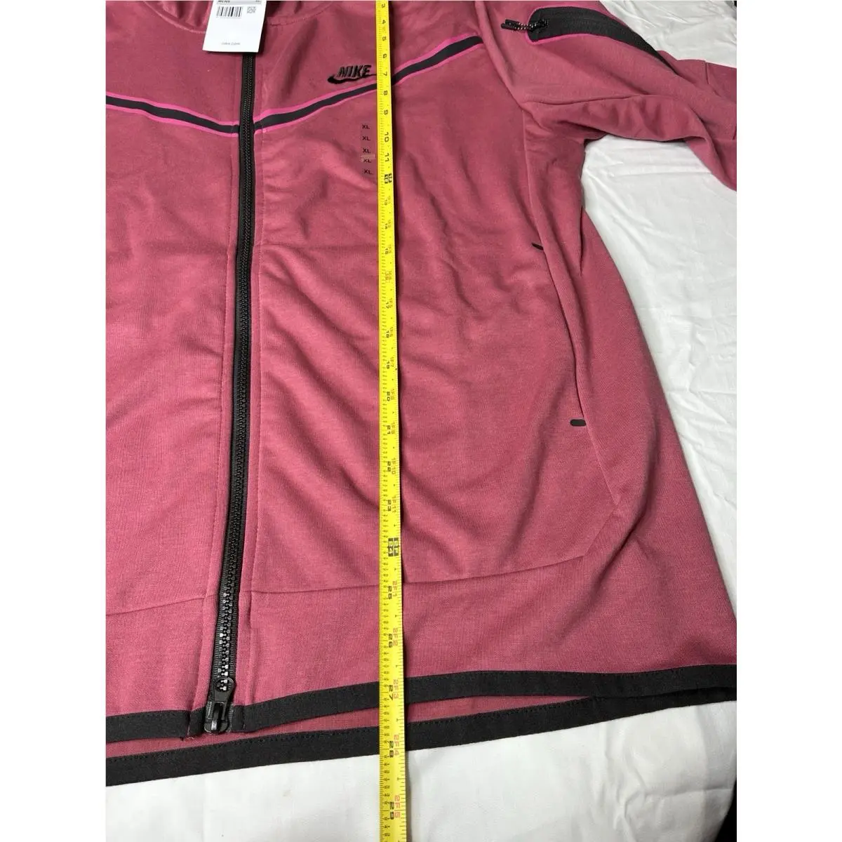 Nike clothing - Red 7