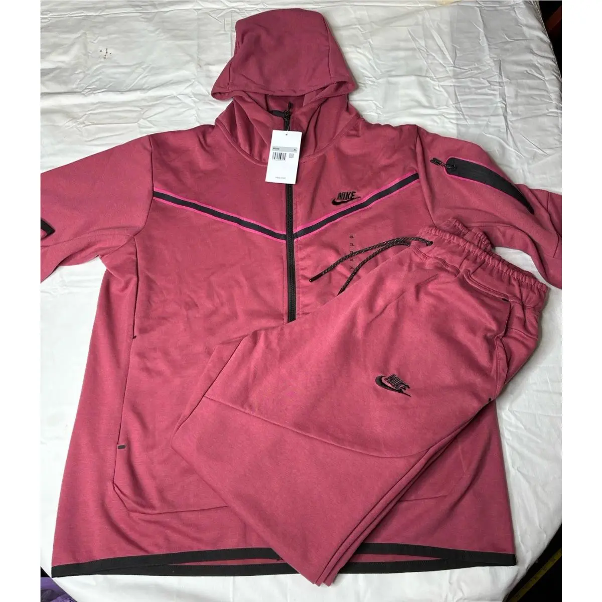 Tech Fleece Sweatsuit￼ Size XL Color Red by Nike