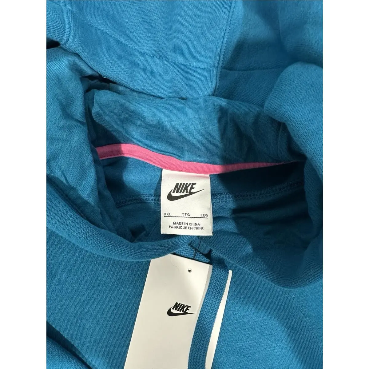 Nike clothing - Green Abyss White 1