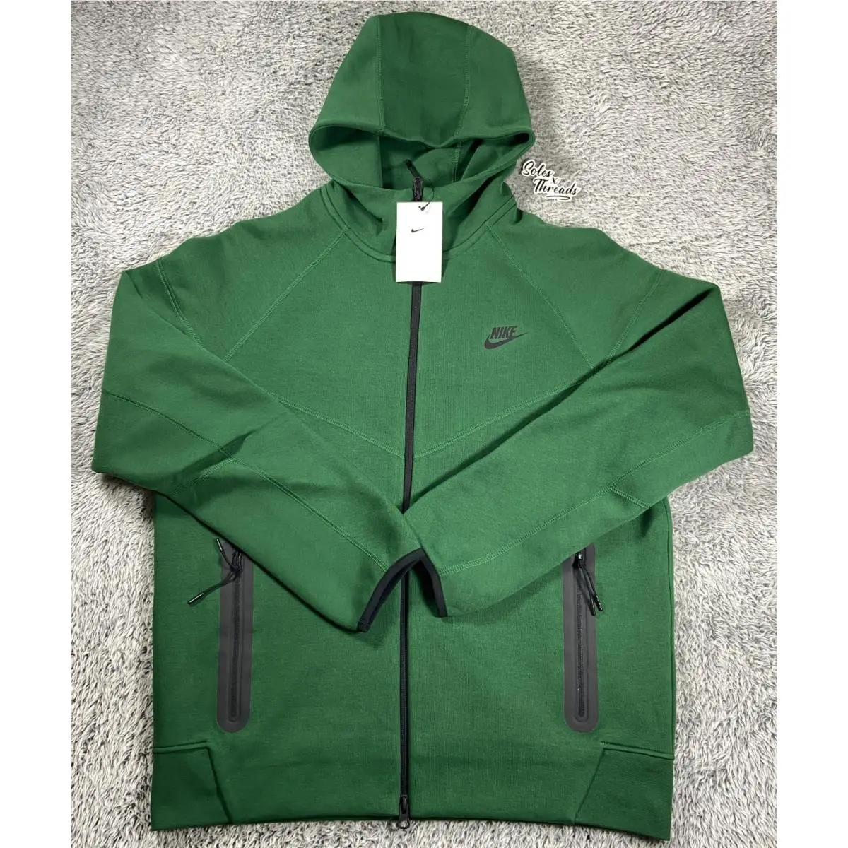 Nsw Tech Fleece Windrunner Full Zip Hoodie Size Medium Men Green FQ1883-341 by Nike