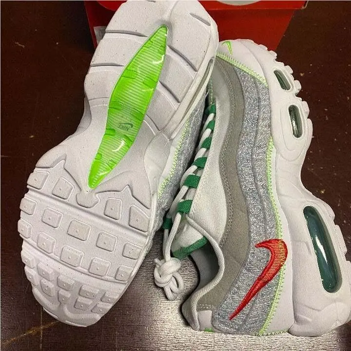 Nike shoes - White 2