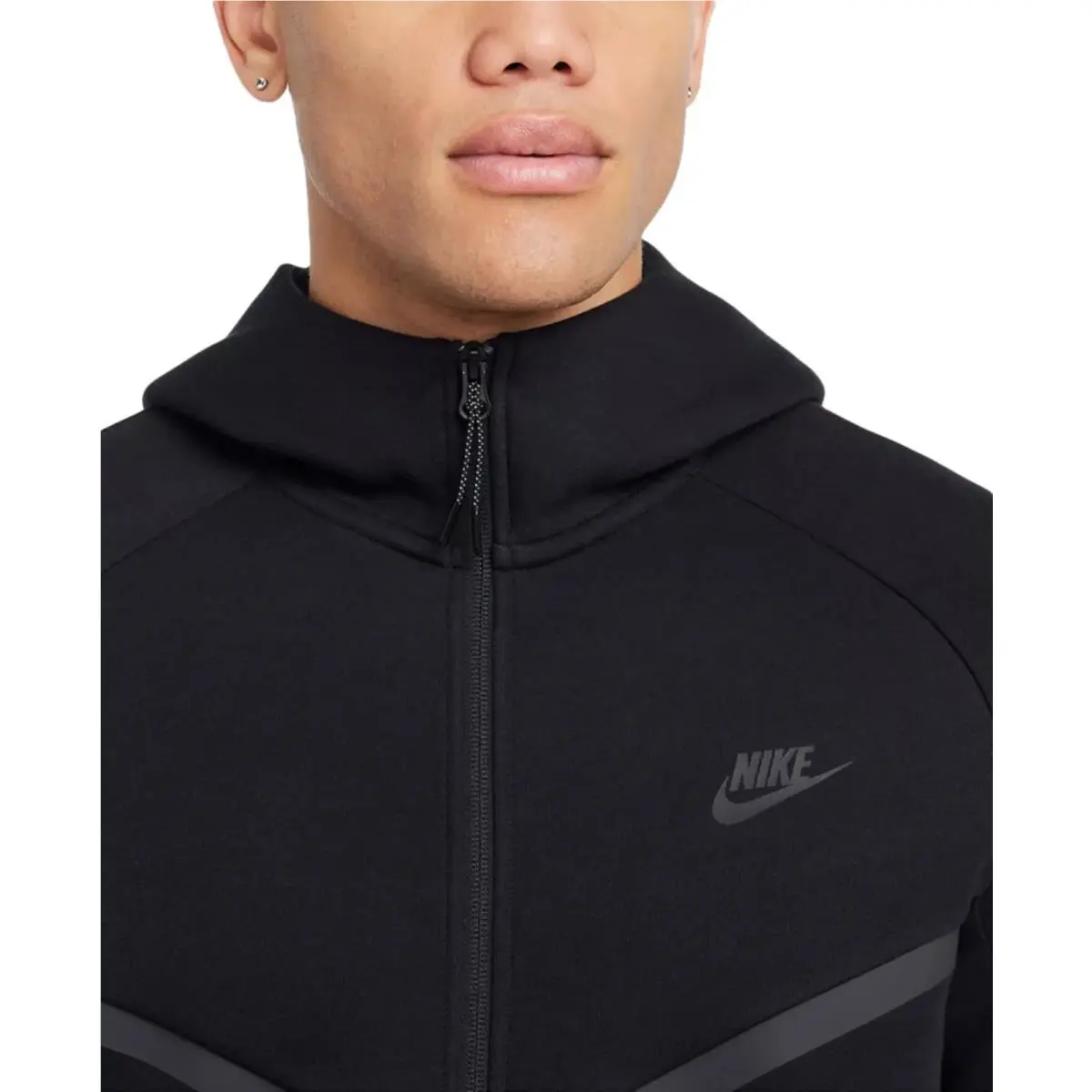 Nike clothing - Black (UPC: 194493749727) 2