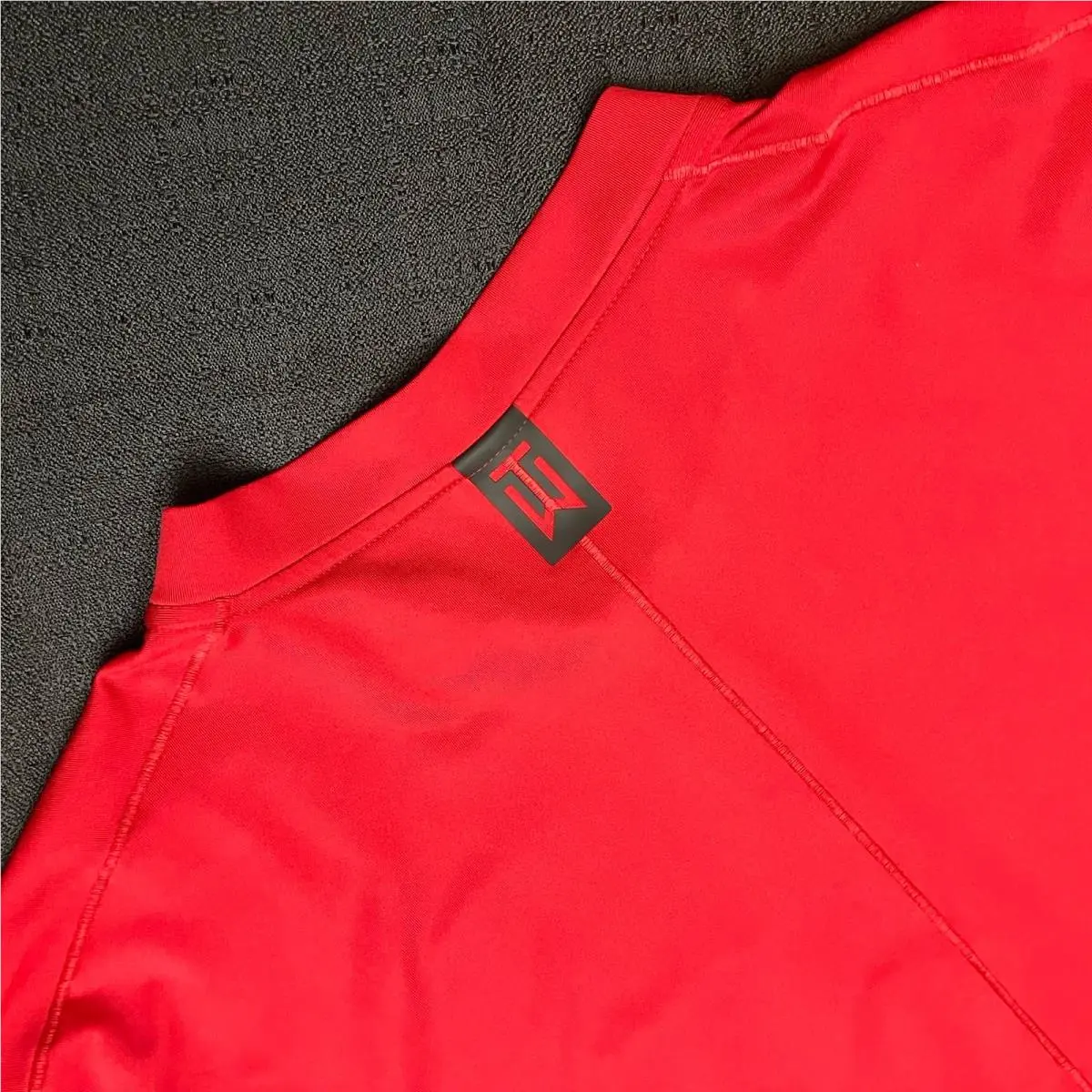 Golf Tiger Woods Masters Vapor Mock Blade Polo BV0501 687 Sunday Red Sz L by Nike