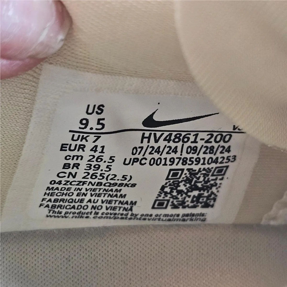 Nike shoes - Air Max Dn - Air Max - Beige 7