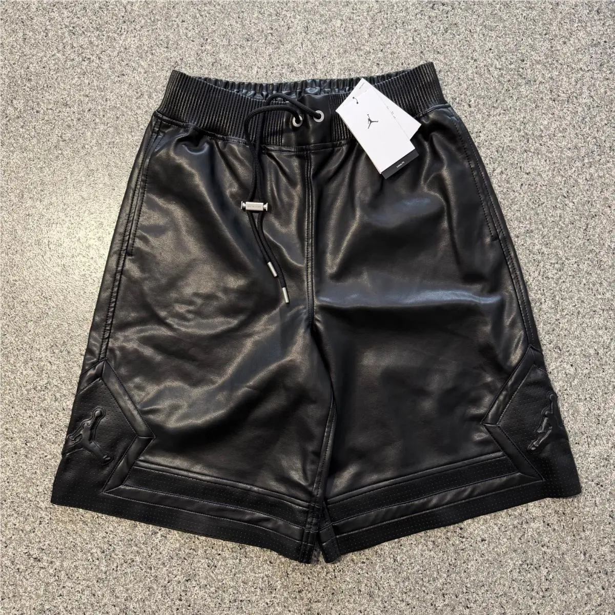 Nike Air Jordan Vegan Leather Diamond Shorts Mens S Black HV0077-010
