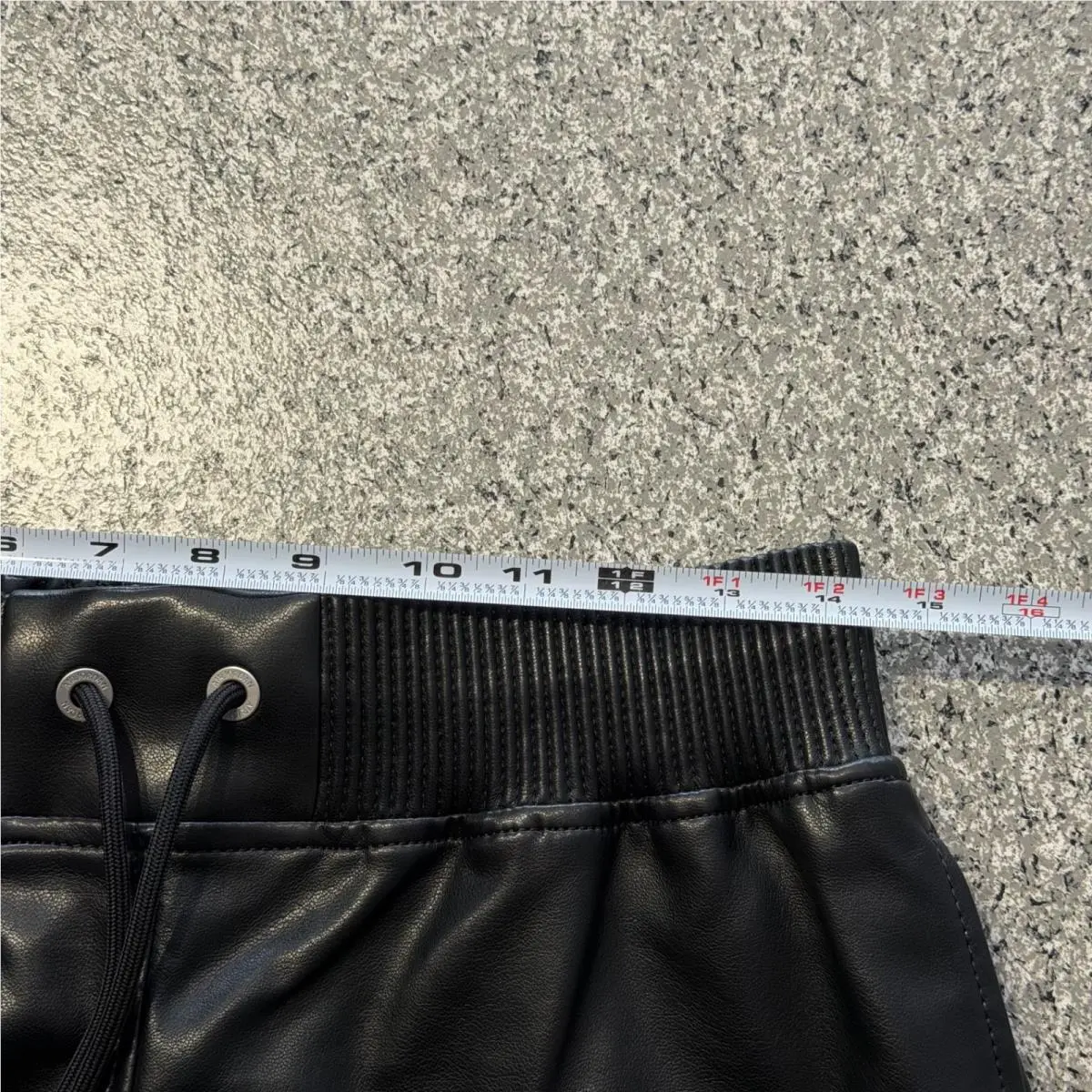 Nike clothing - Black 4