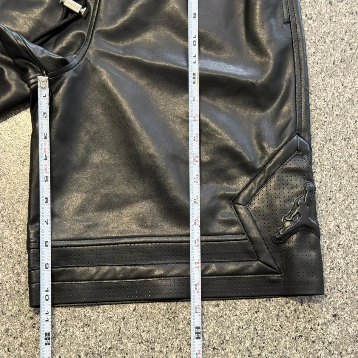 Nike clothing - Black 5