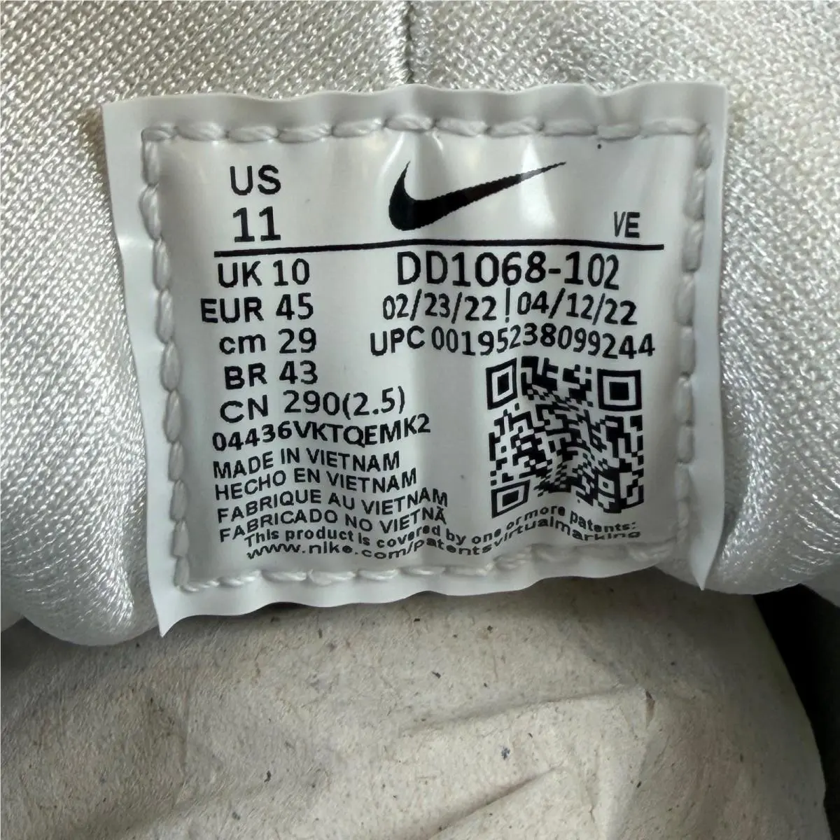 Nike shoes - Nike Air Huarache White Pure Platinum - White 5