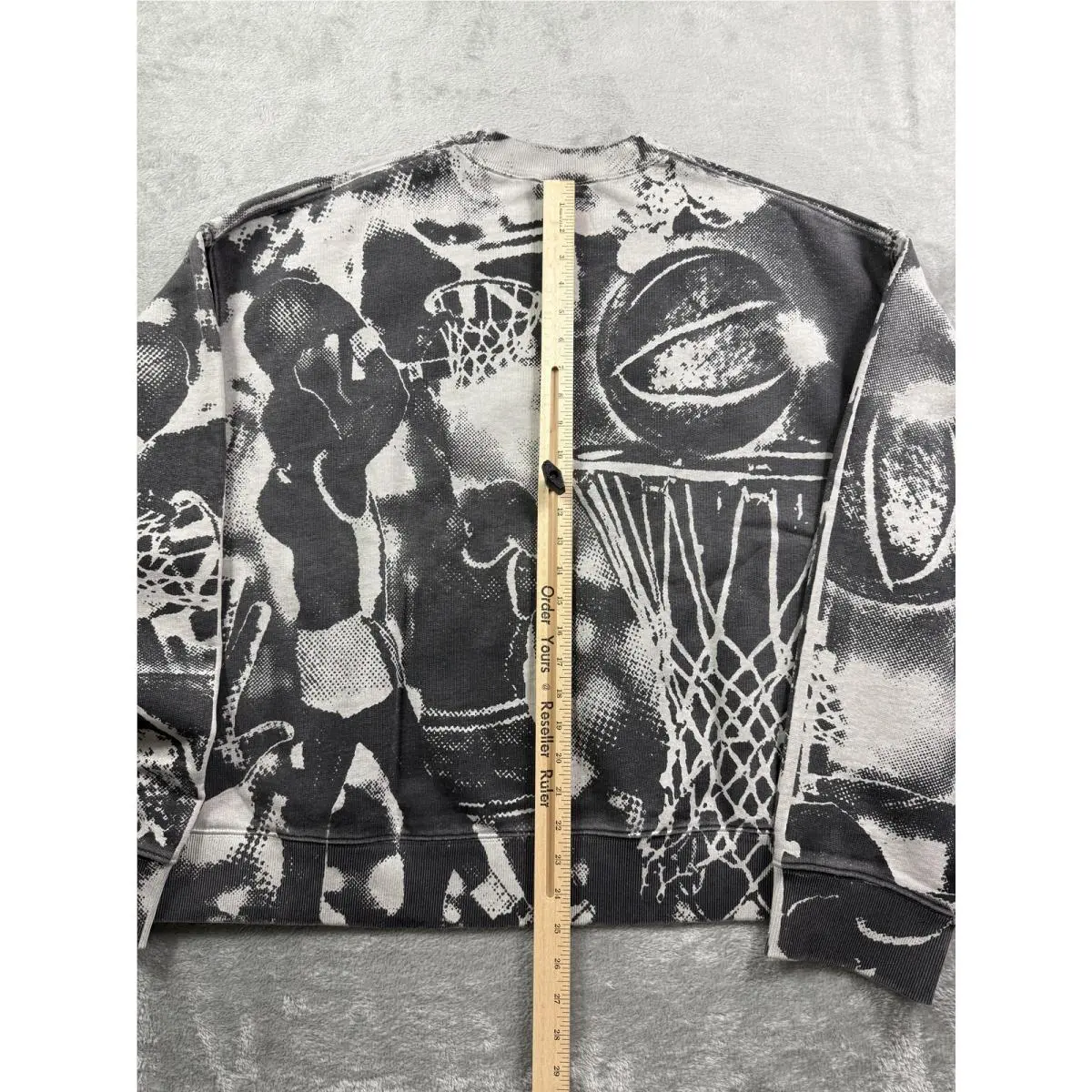 Nike clothing - Gray (UPC: 0197860420885) 7