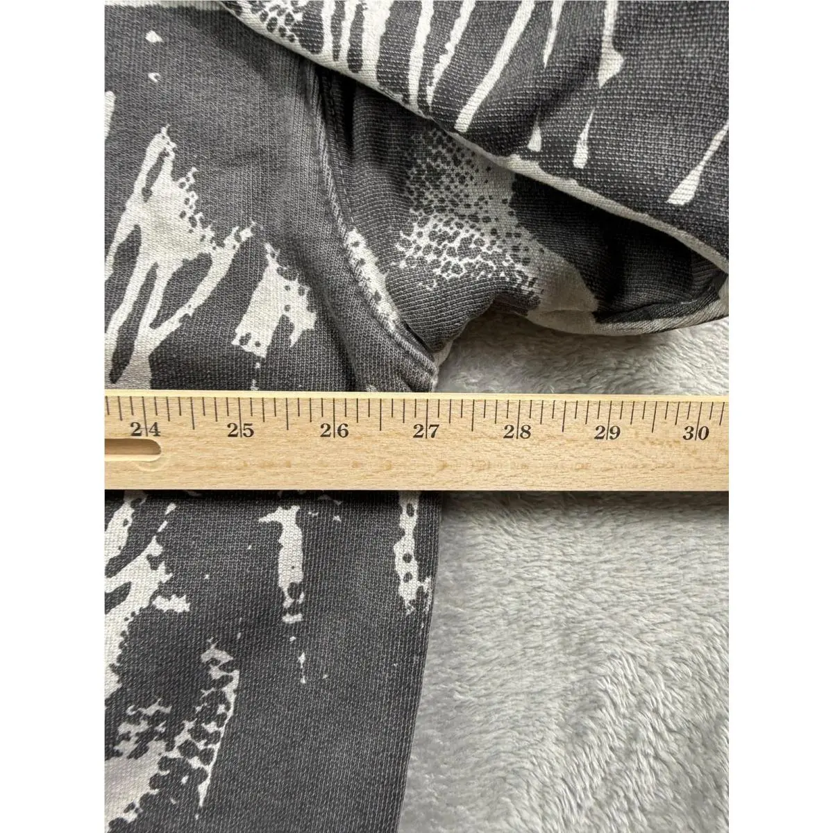 Nike clothing - Gray (UPC: 0197860420885) 10