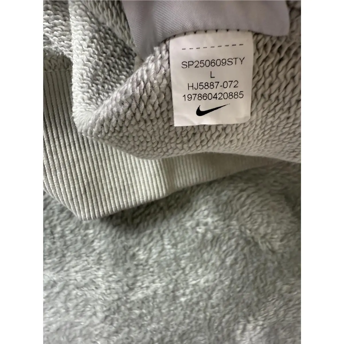 Nike clothing - Gray (UPC: 0197860420885) 5