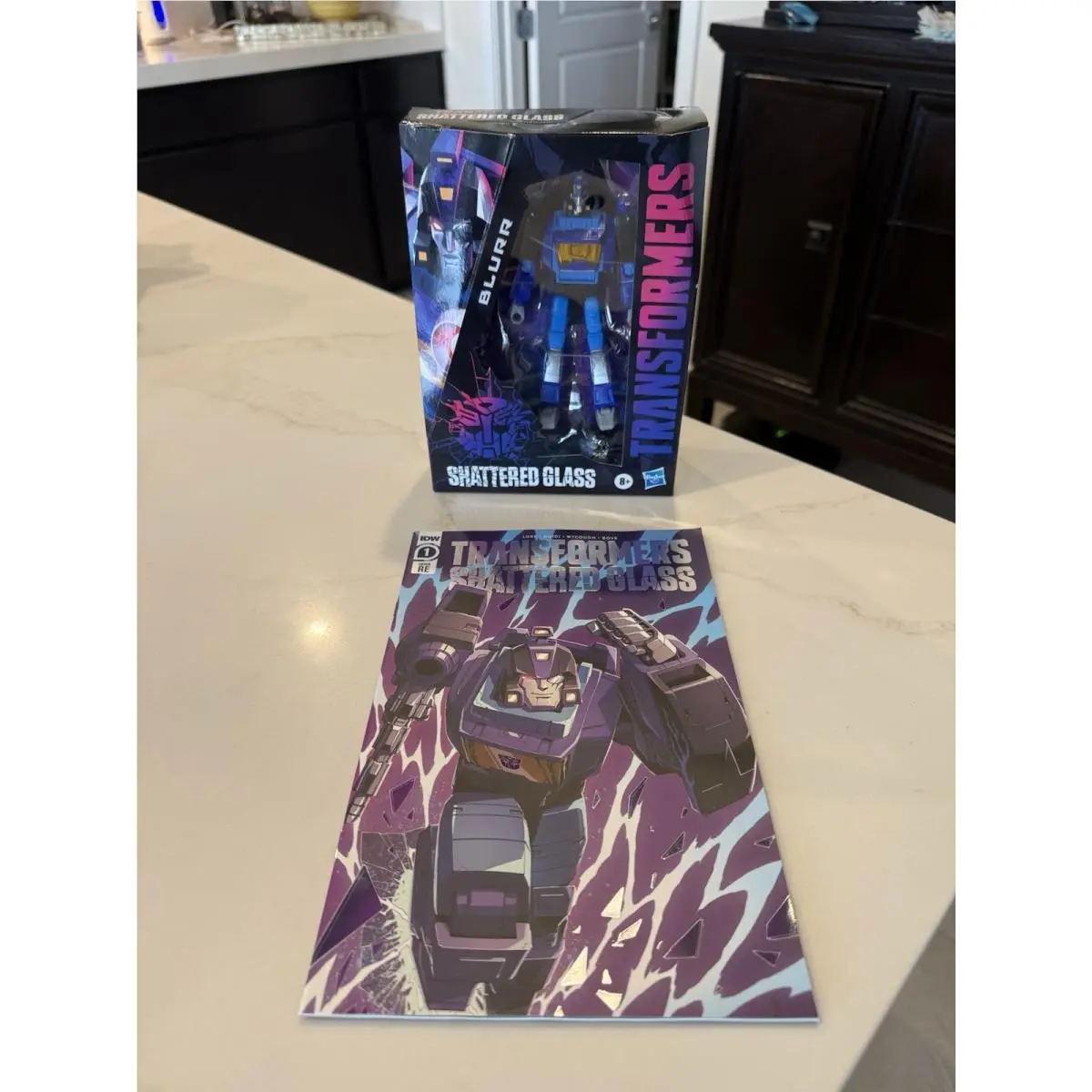 Transformers Shattered Glass Blurr Figure Comic Hasbro