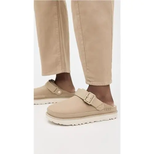 Ugg Women`s Goldenstar Villa Clog
