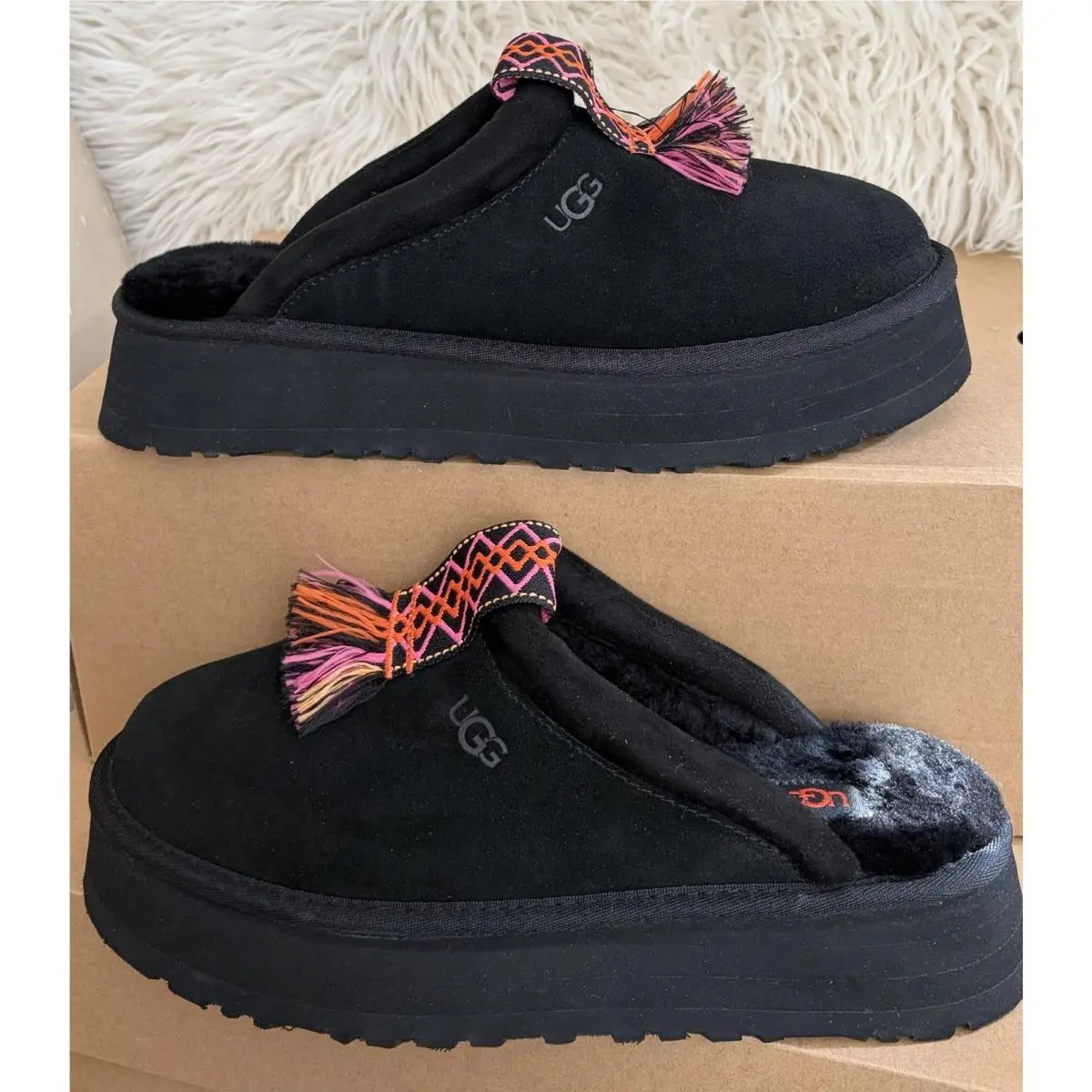 Ugg Women Tazzle Black Shearling Suede Platform Shoes US Size 9