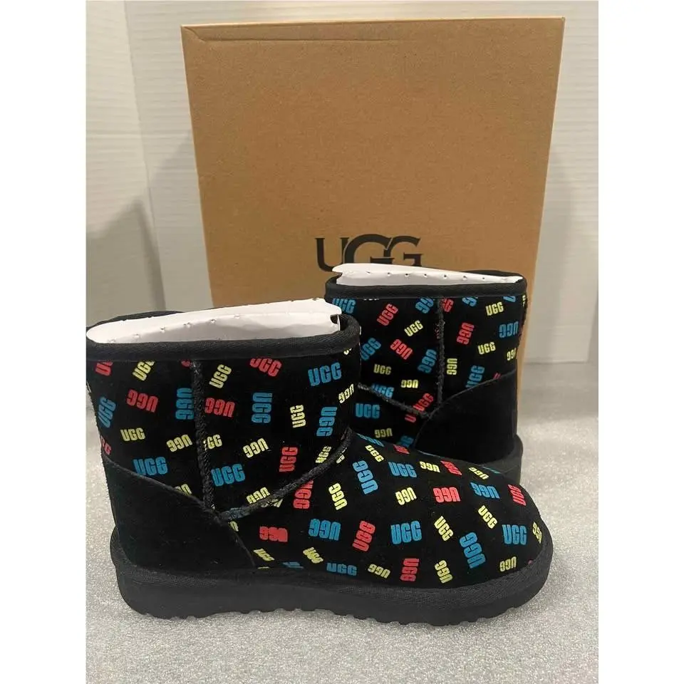 Ugg Girl`s Boots Size 2 US Black Jona Confetti Ugg Logo Girls Shoes by UGG