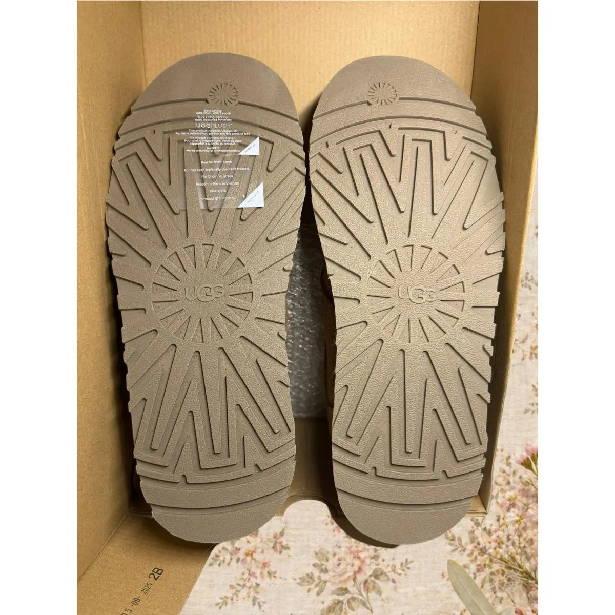 UGG shoes - Brown 3