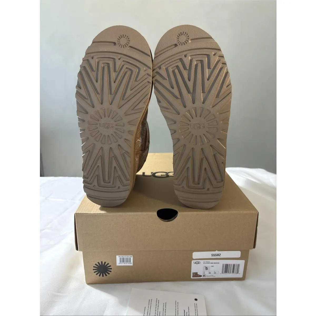 UGG shoes - UGG Classic Mini Meadow 1181014 - Chestnut 10