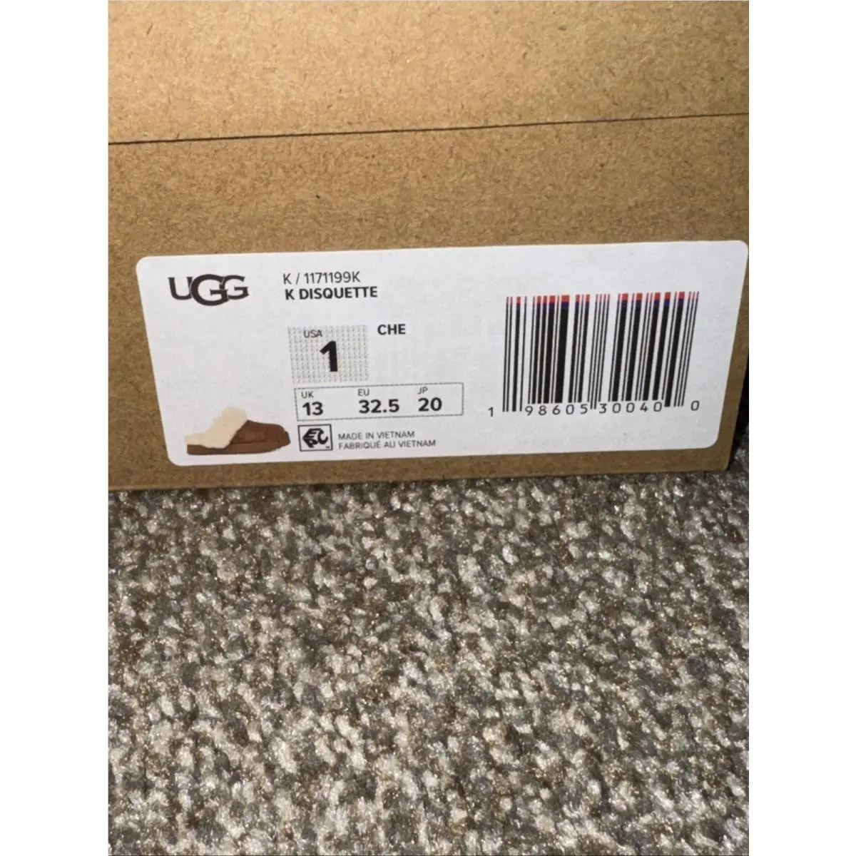 UGG shoes - Brown (UPC: 0198605300400) 4