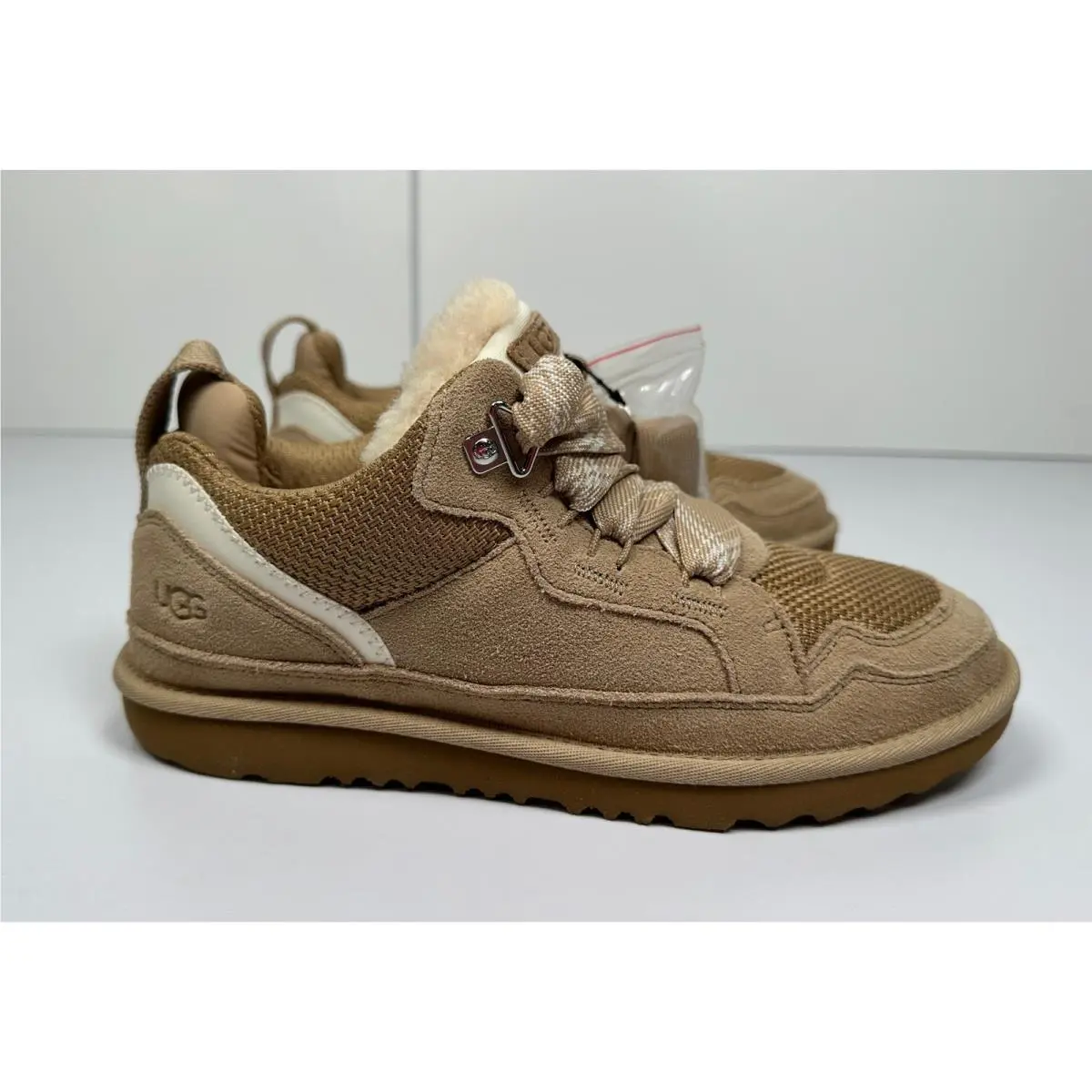 UGG shoes - Tan 3