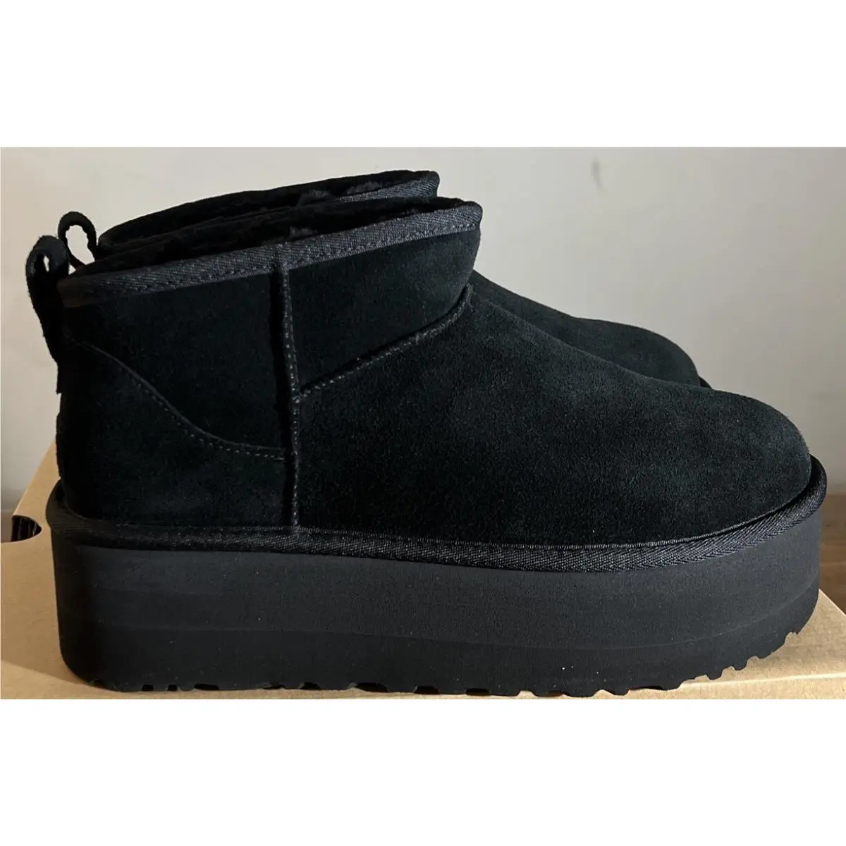 UGG shoes - UGG Classic Ultra Mini Platform 1135092 - Black 4