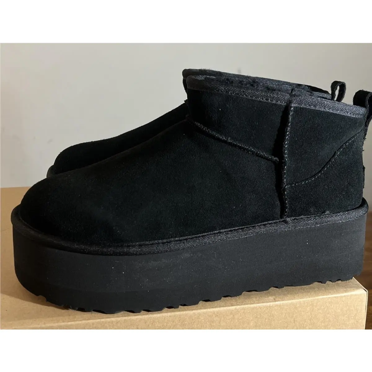 UGG shoes - UGG Classic Ultra Mini Platform 1135092 - Black 6