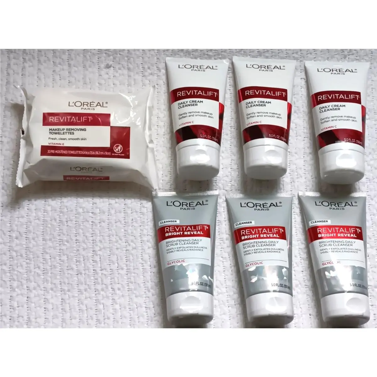 L`oreal Paris Revitalift Scrub Daily Cleanser Makeup Removing Towelettes Lot by L'Oréal