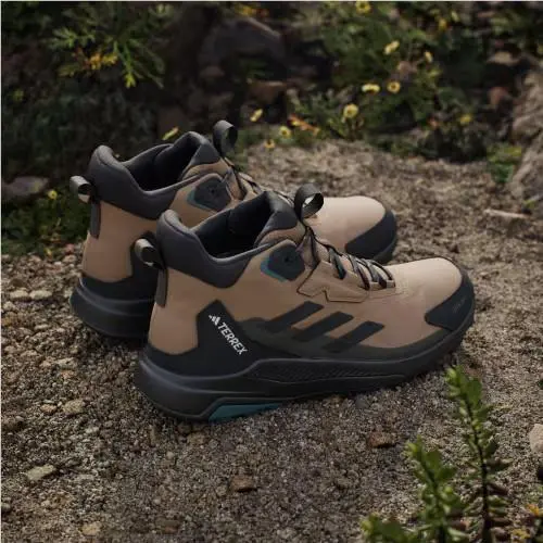 Adidas shoes - Cardboard / Core Black / Shadow Olive 4
