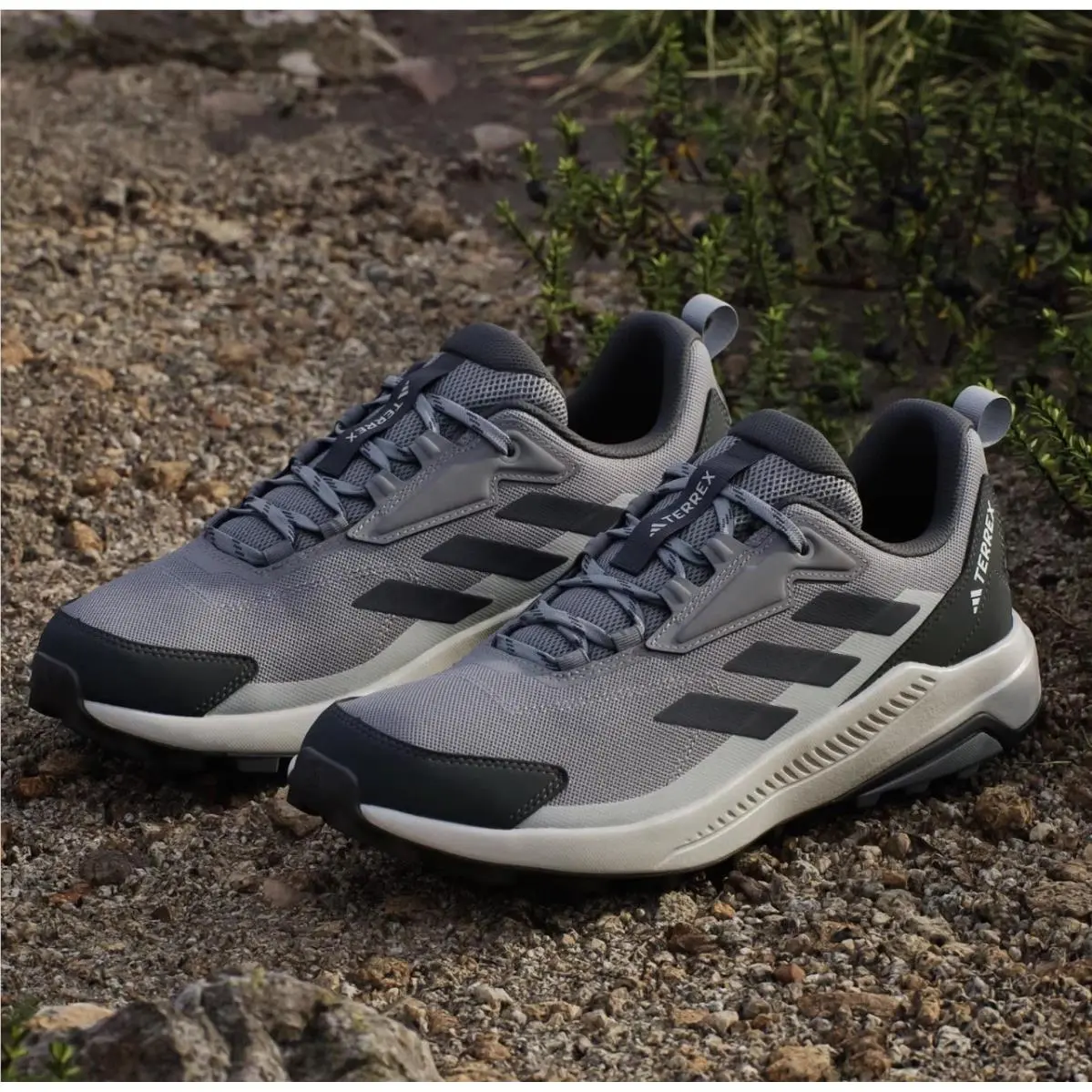 Mens Terrex Anylander Hiking Shoes JR9088 Grey Carbon Sneakers Sz 10 by Adidas