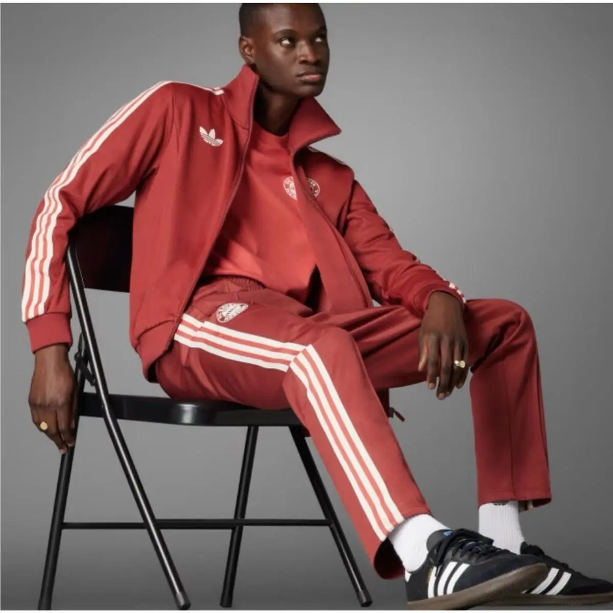 Adidas clothing - Mystery Red 20