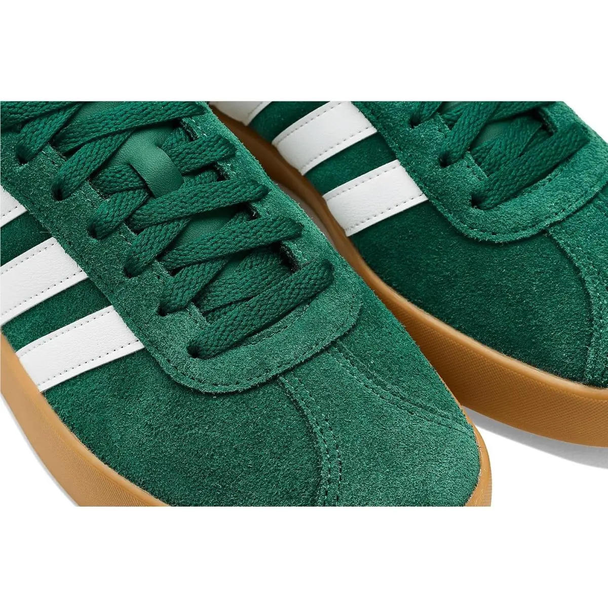 Adidas shoes - Black/White/Gold Metallic 33