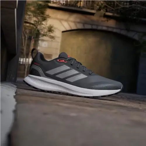 Adidas shoes - Core Black / Silver Metallic / Carbon 1