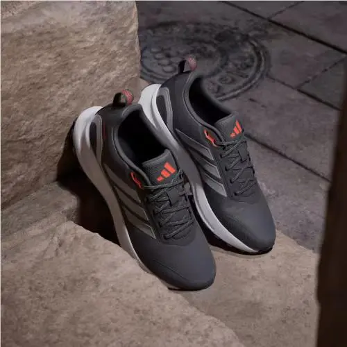Adidas shoes - Core Black / Silver Metallic / Carbon 3