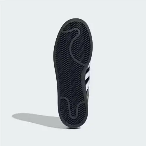 Adidas shoes - Core Black / Cloud White / Core Black 2