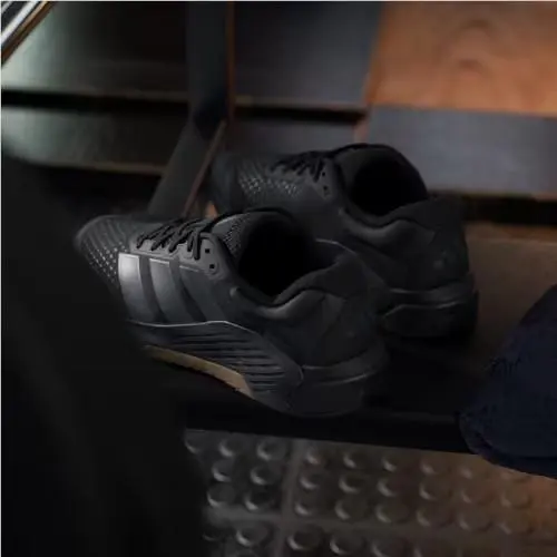 Adidas shoes - Core Black / Grey Five / Core Black 4