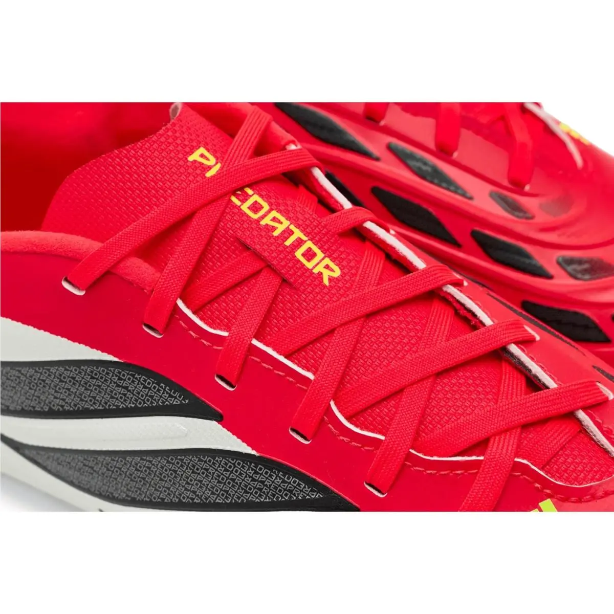 Adidas shoes - Black/White/Lucid Red 18