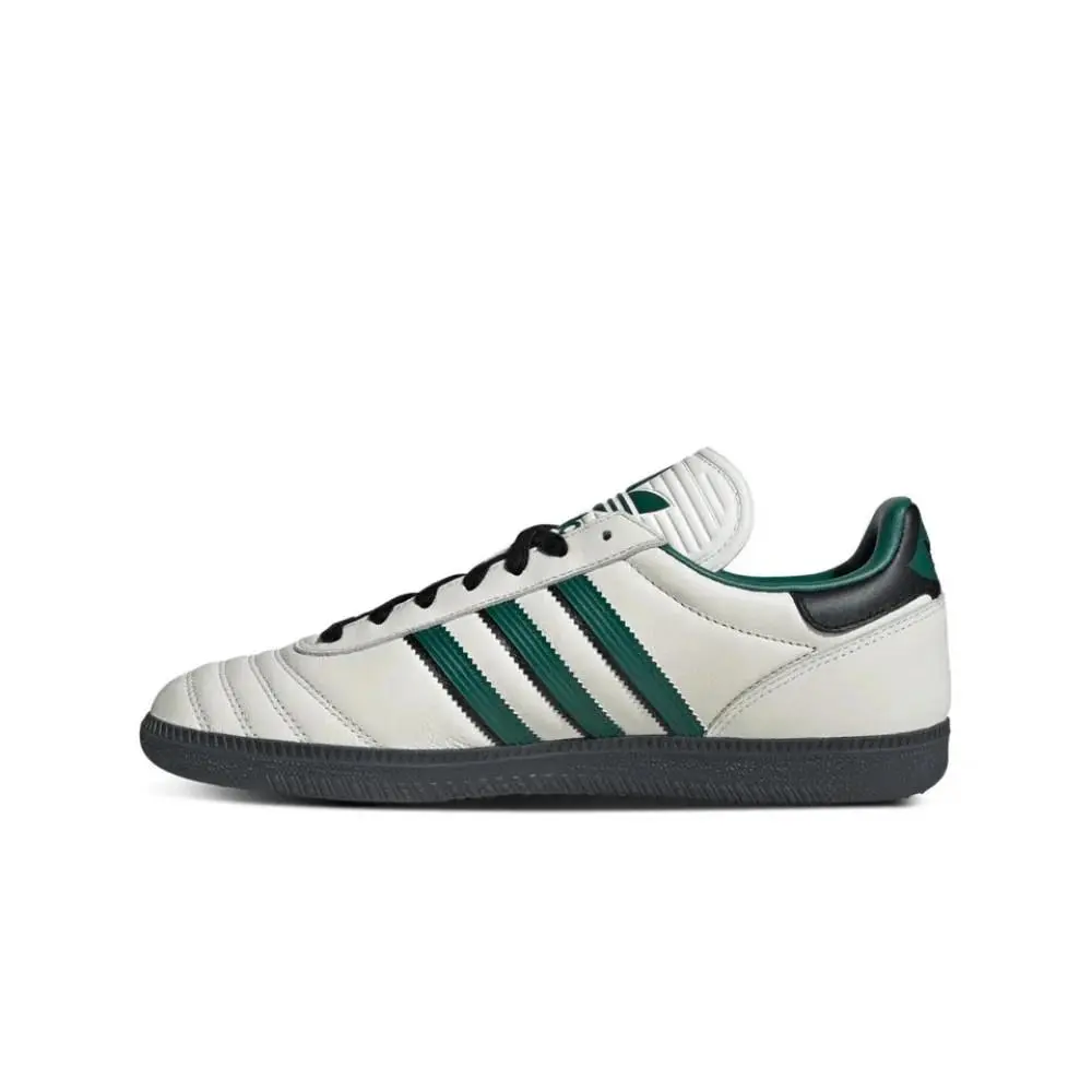 Adidas shoes - Core White/Collegiate Green/Carbon 2