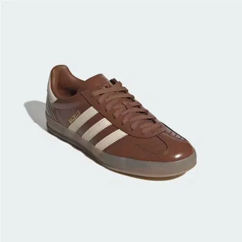 Adidas shoes - Preloved Brown / Wonder White / Gum 3