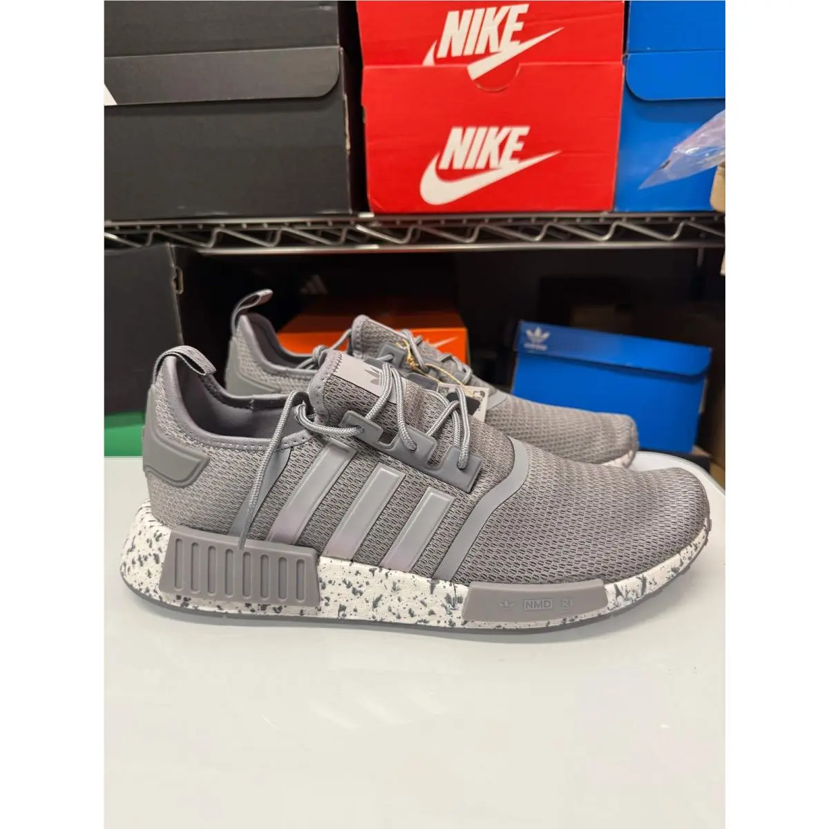Adidas Men`s Nmd R1 Shoes Grey Onix Cloud White ID5753