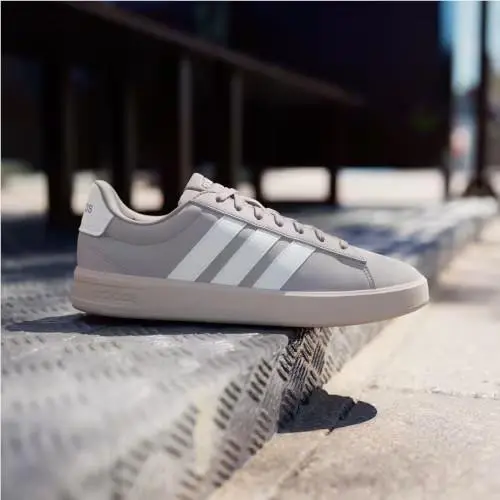 Adidas shoes - Light Brown / Off White / Chalky Brown 1