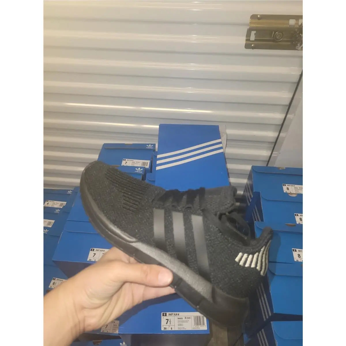Adidas shoes - adidas Originals Swift Run - Originals Swift Run - FW5030 - Black 27