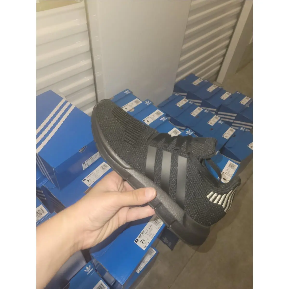 Adidas shoes - adidas Originals Swift Run - Originals Swift Run - FW5030 - Black 29