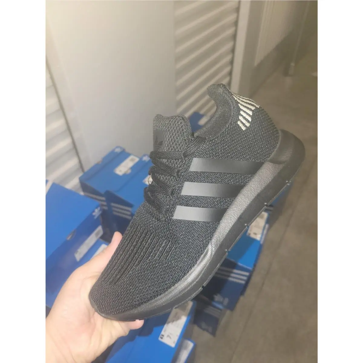 Adidas shoes - adidas Originals Swift Run - Originals Swift Run - FW5030 - Black 31